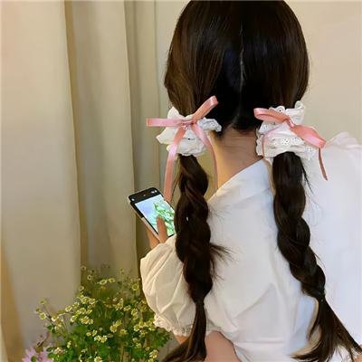 哈啰,我叫朵莉丝